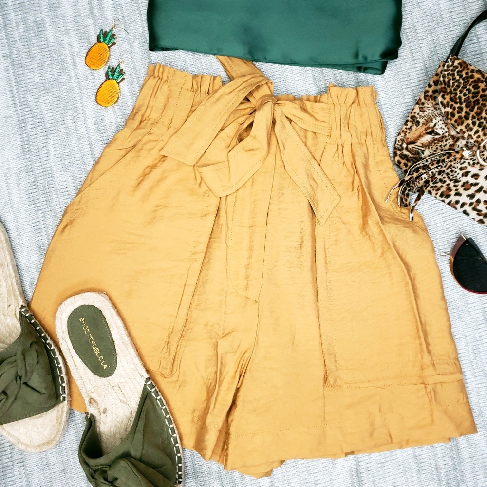 🆕️//The Sante Fe//Gold yellow high waisted shorts - Picture 4 of 8